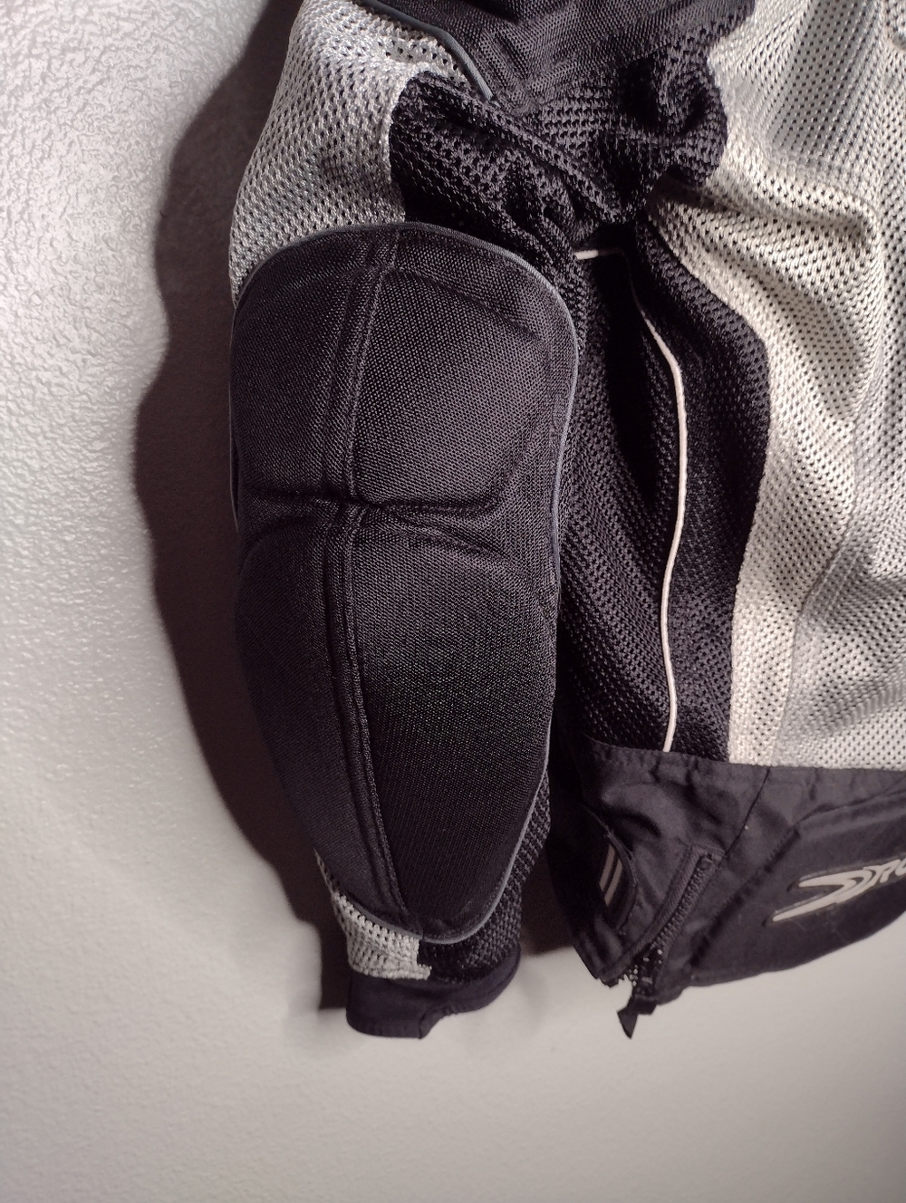 Jacket - Picture 4 of 9